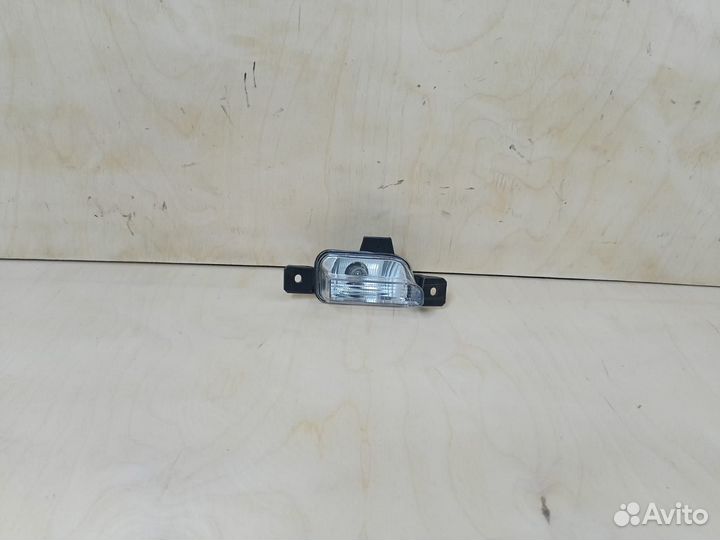 Фонарь заднего хода левый Volkswagen Tiguan (5N)