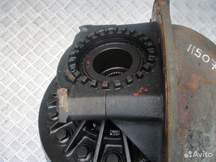 Редуктор HY13110 MAN 81350017966