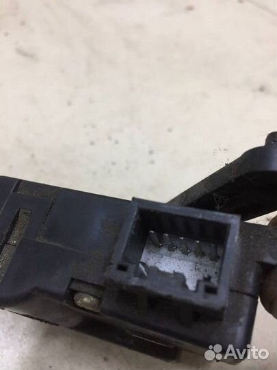 Моторчик привода заслонок отопителя