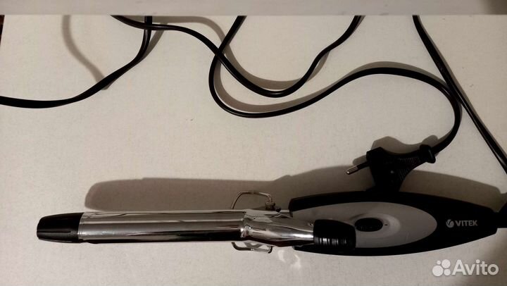 Плойка для завивки волос Vitek электрощипцы