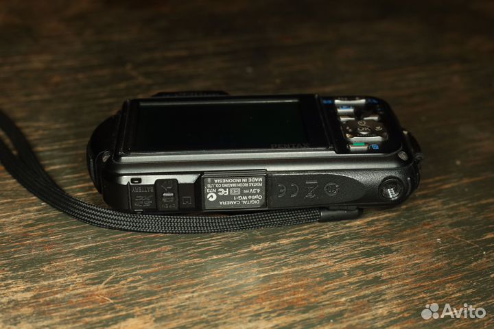 Pentax WG-1 (подводный фотоаппарат)