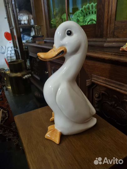 Фарфоровый Гусь