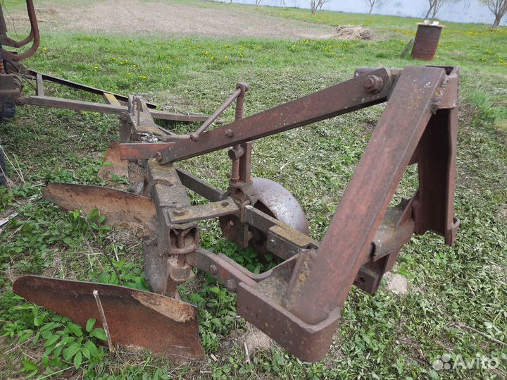 Плуг для трактора мтз плн-3