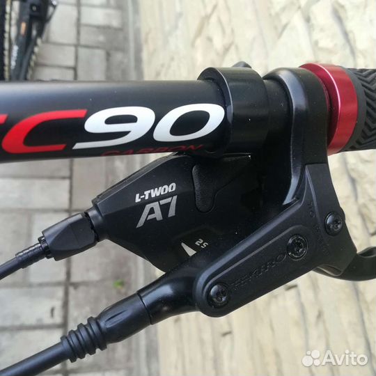 Велосипед KOM Carbon 008MF новый