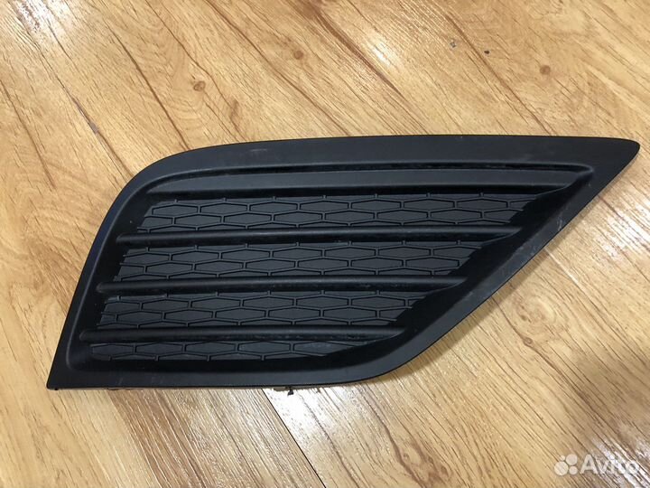 Заглушка птф в бампер перед правая Renault Arkana