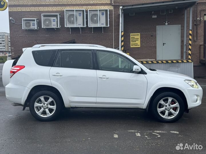 Toyota RAV4 2.4 AT, 2010, 179 192 км