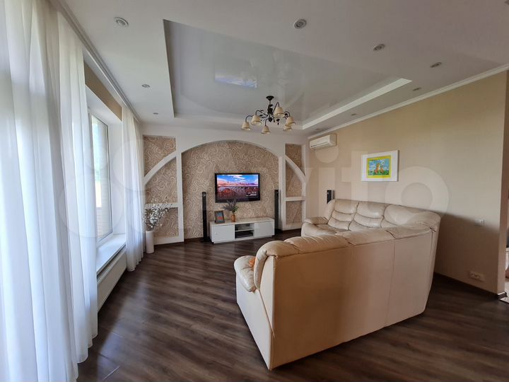 Дом 139 м² на участке 4 сот.