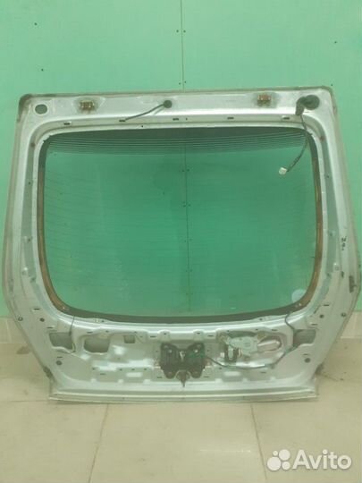 Крышка багажника задняя Toyota Celica