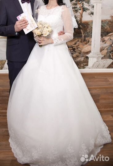 Свадебное платье