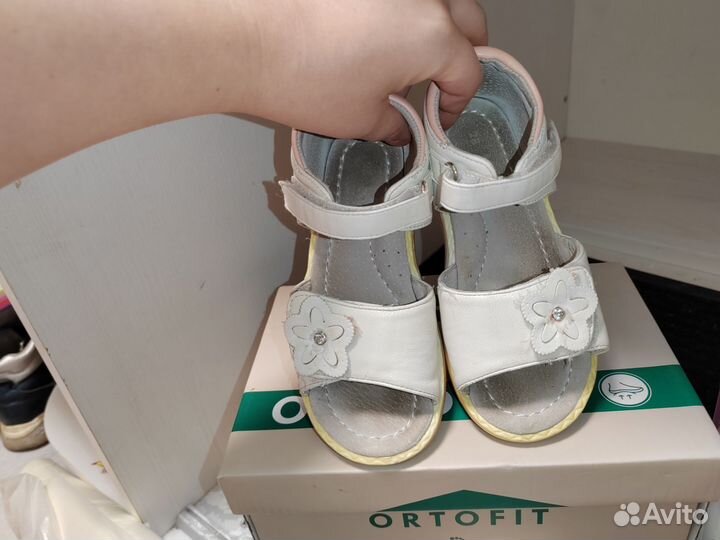 Сандалии для девочки 28