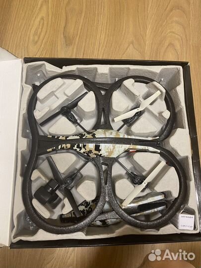 Квадрокоптер parrot AR. Drone 2.0 elite edition