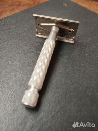 Бритвенный станок Gilletteвинтаж