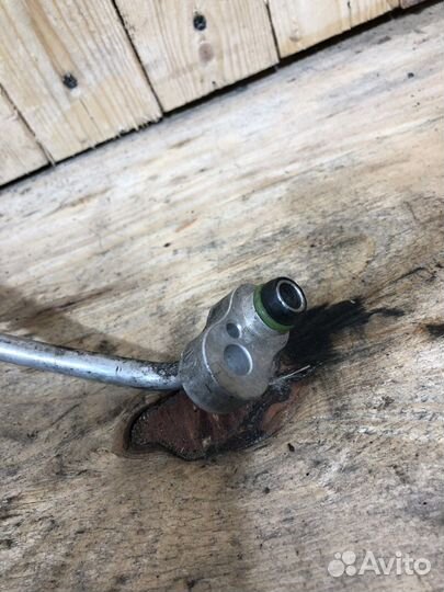 Трубка кондиционера BMW E39 2.5 TDS