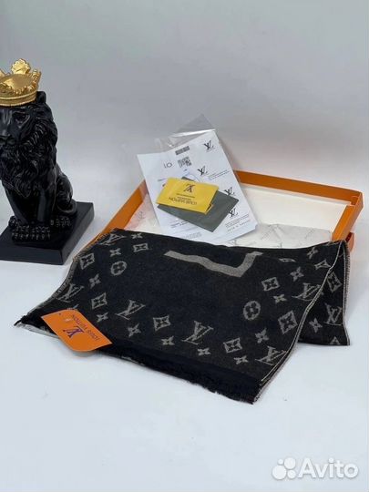 Новые шарфы в подарочной упаковке