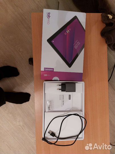 Планшет Lenovo Tab M10