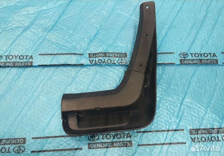 Брызговик Хайлендер 3 задний левый 13-19