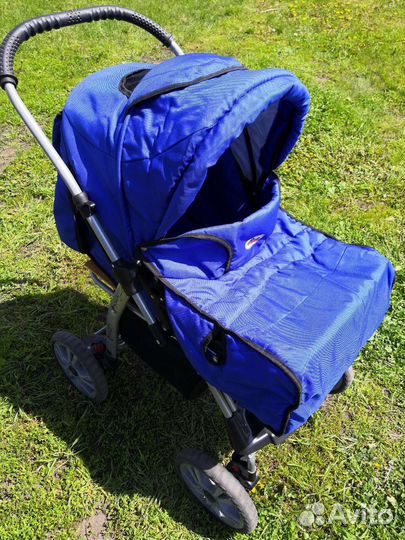 Детская коляска 3 в 1