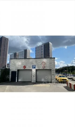 Машиноместо, 13 м²