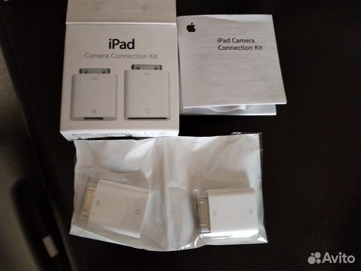 Переходники на iPad для камеры и флешки