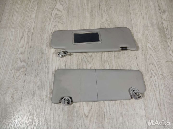 Renault Sandero 1 козырек солнцезащитный