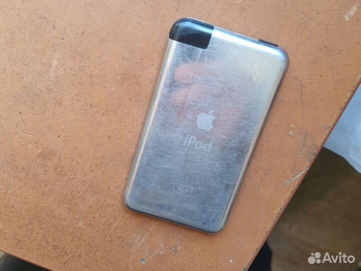 Плеер iPod touch 8gb