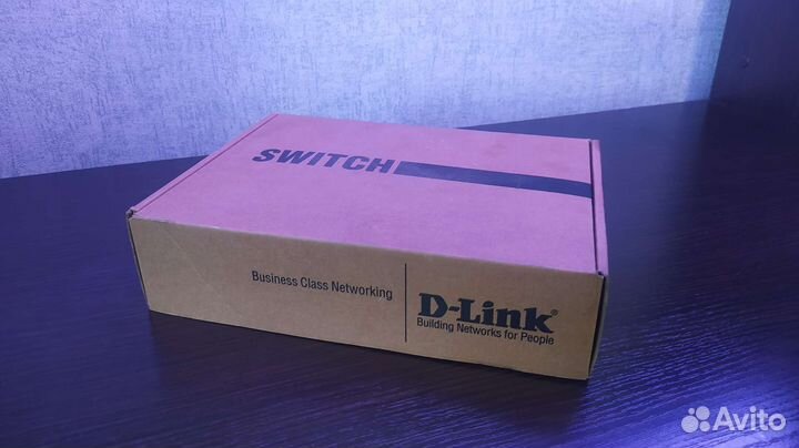 Switch D link DES-1008