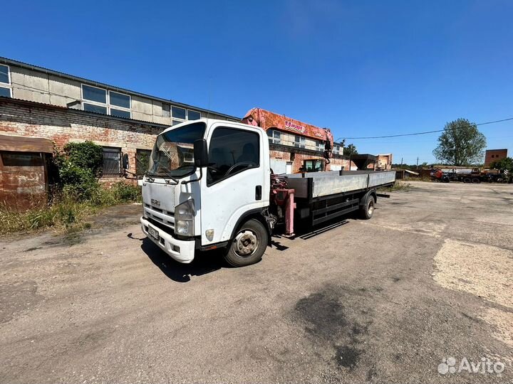 Isuzu Elf с КМУ, 2013