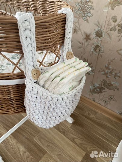 Подвесная корзина на кроватку