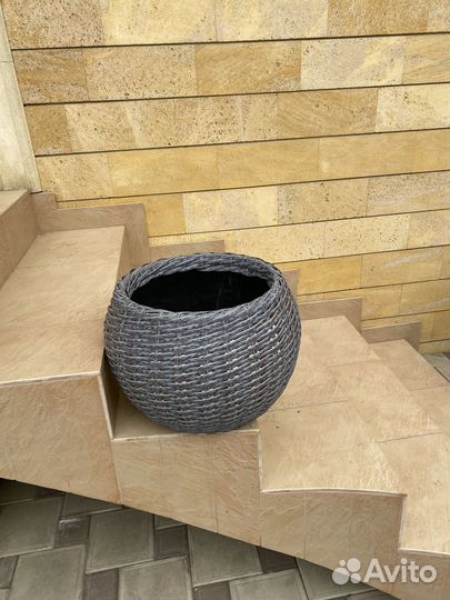 Кашпо-шарик для цветов