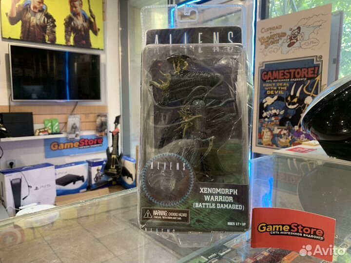 Фигурка Aliens Xenomorph Warrior Damaged