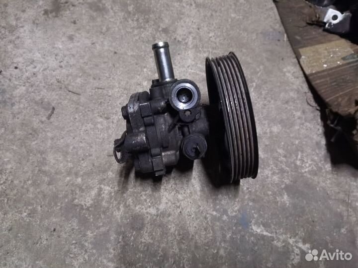 Насос гур Mitsubishi outlander SU 05-09Г