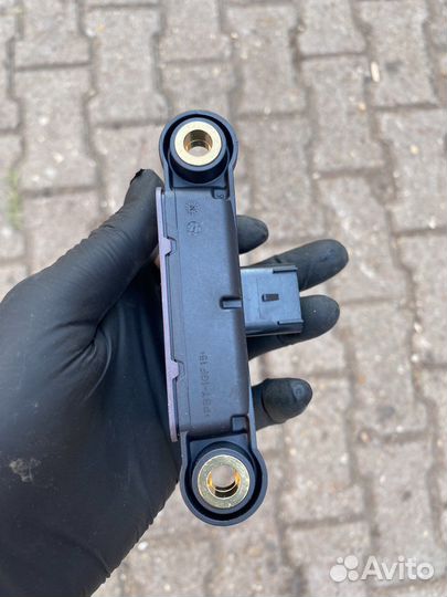 Датчик положения подвески Opel Astra J