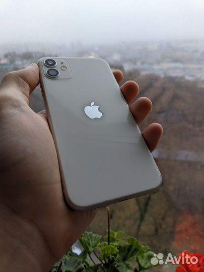 iPhone 11, 128 ГБ
