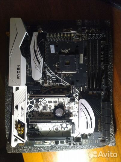 Asrock X370 Taichi неисправная