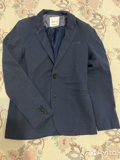 Пиджак на мальчика 146