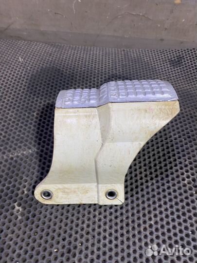 Тепловой экран привода BZB Volkswagen Passat B6