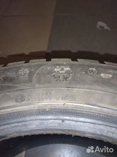 Kumho I'Zen KW27 255/45 R18