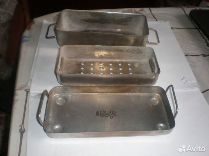 Стерилизатор медицинский и шприц СССР