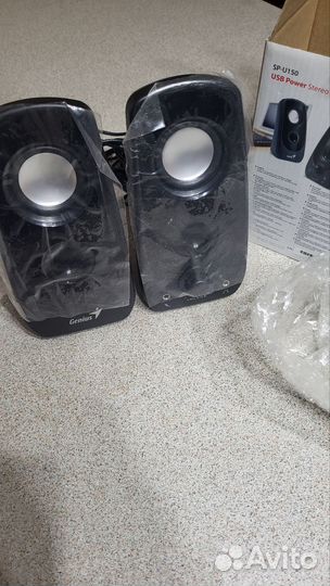 Продам колонки Genius