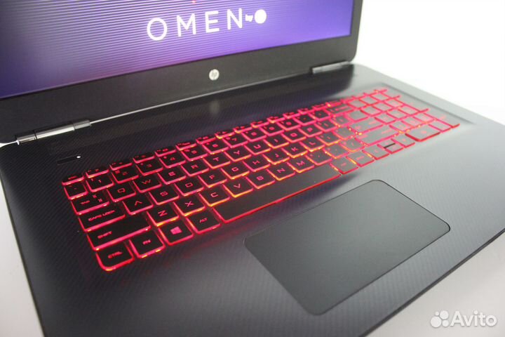 Игровой HP Omen 17.3 Core i7-7 GTX 1070 16 озу IPS