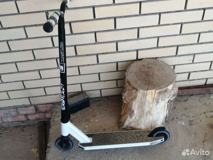 Трюковой самокат tech team