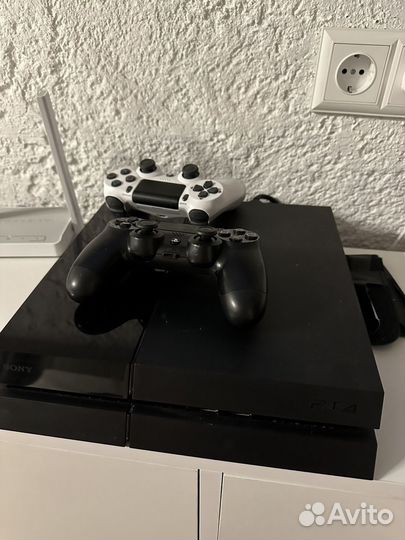 Sony PS4 с играми