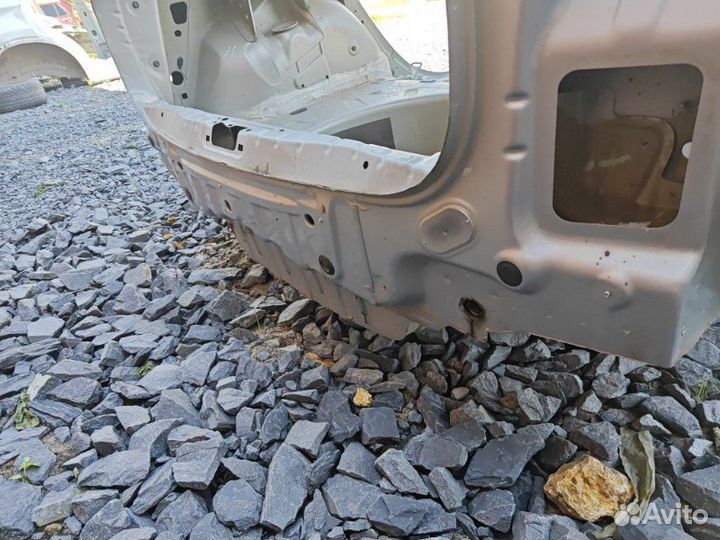 Пол багажника (тазик) и задняя панель LADA X-Ray