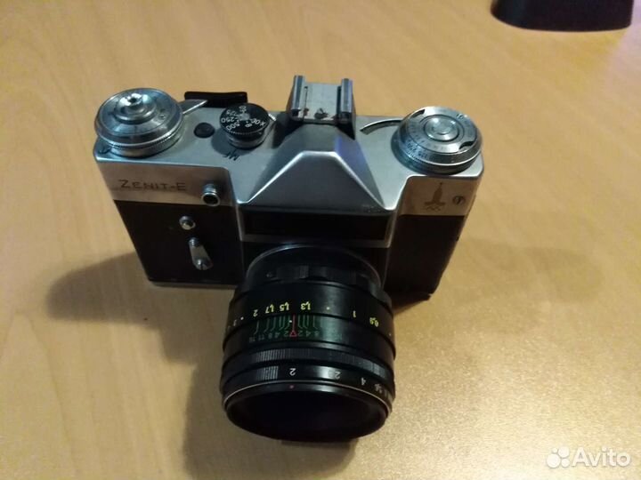 Плёночный фотоаппарат Зенит Zenit - E
