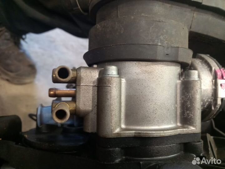 Дроссельная заслонка Audi A6