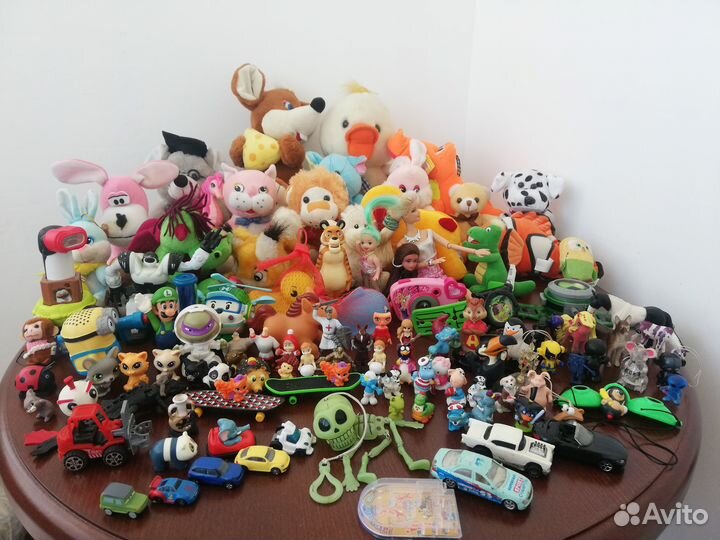 Продам или обменяю детские игрушки