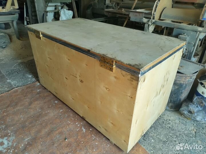 Деревянный ящик