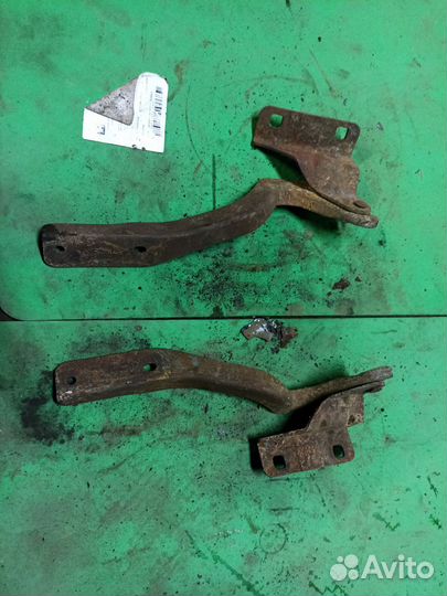 Петли капота Nissan qashqai j10