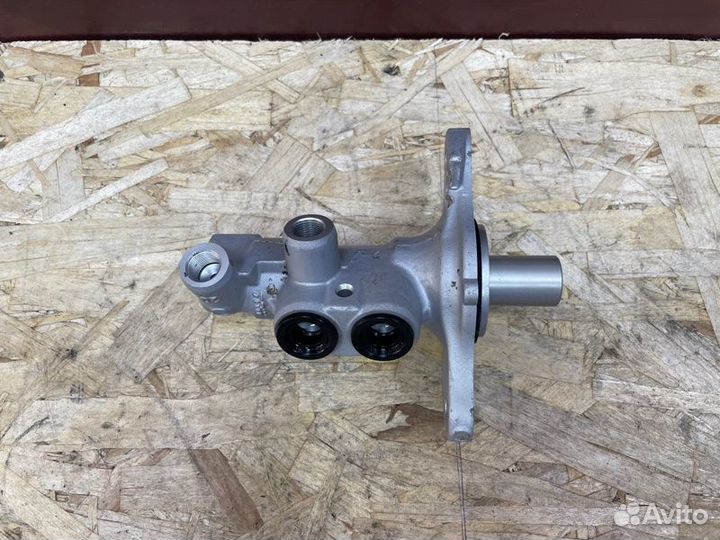 Главный тормозной цилиндр LADA X-Ray