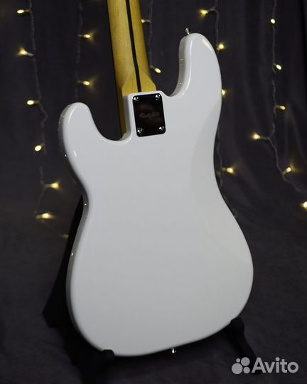 Root Note PB002-OWH Бас-гитара, белая